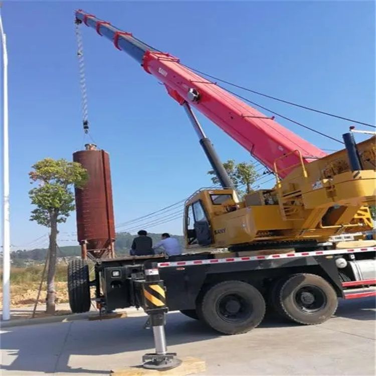 畜禽良种场专业吊车租赁多少钱