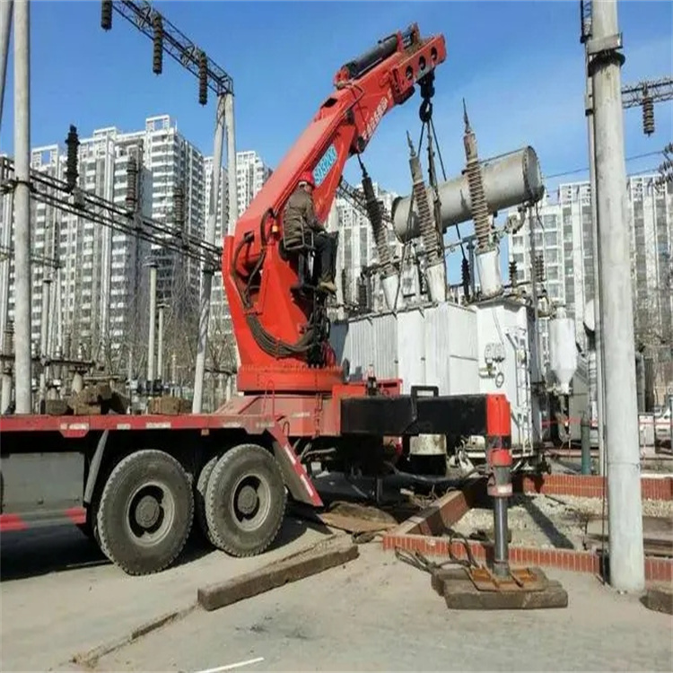 畜禽良种场就近吊车出租|工地厂房吊装设备租赁|24小时高效响应