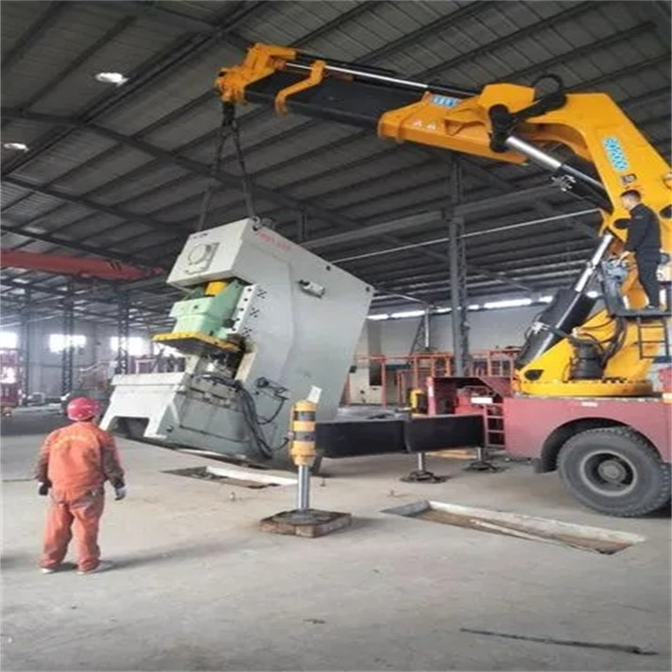 畜禽良种场80吨折臂吊车出租附近电话