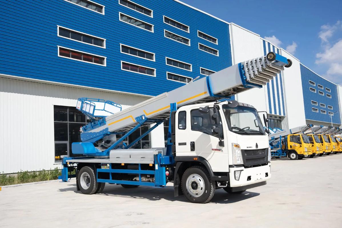 畜禽良种场出租云梯车高空作业车 建筑垃圾搬运