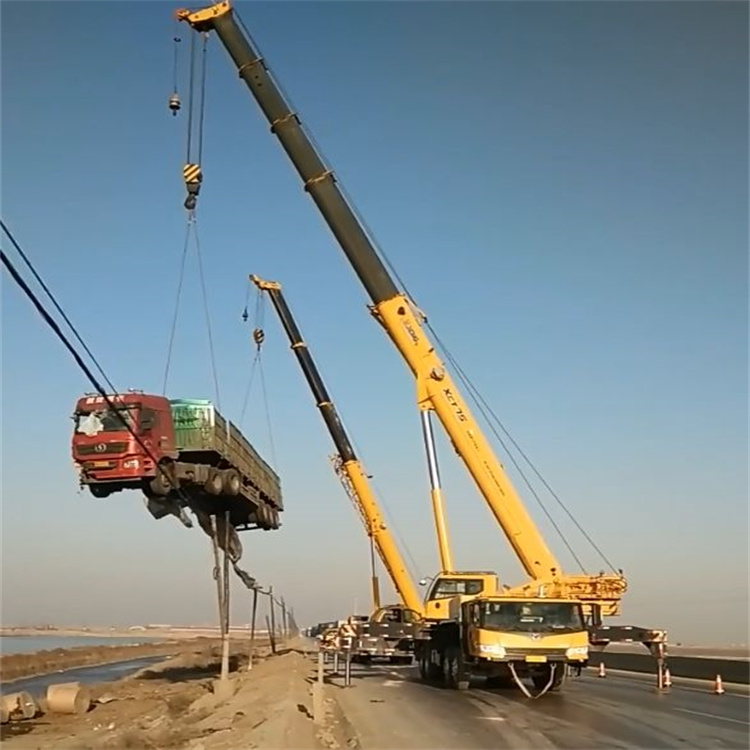 畜禽良种场吊车怎么吊货车