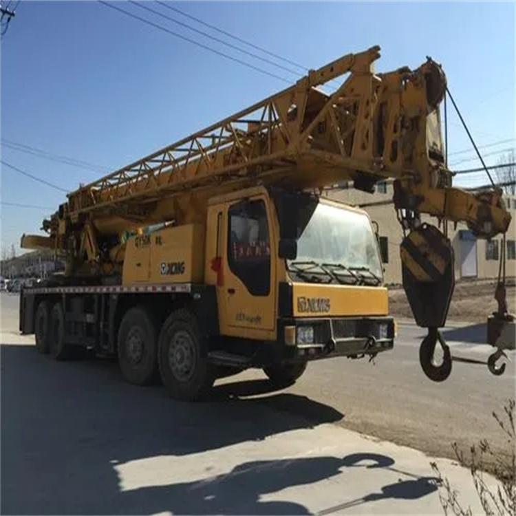 畜禽良种场哪里有专业吊车出租